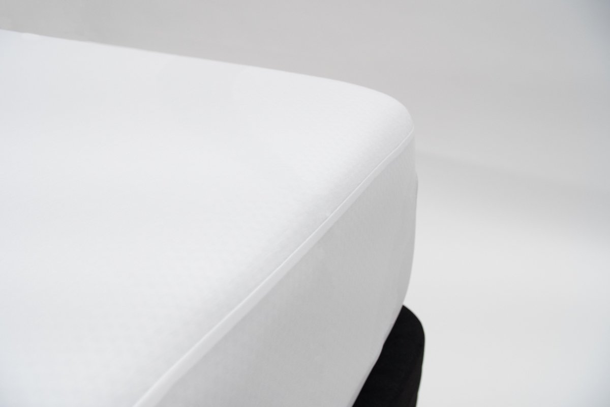 RiseSleep Accessories - Essentials Mattress Protector - Canadian Mattress Wholesalers
